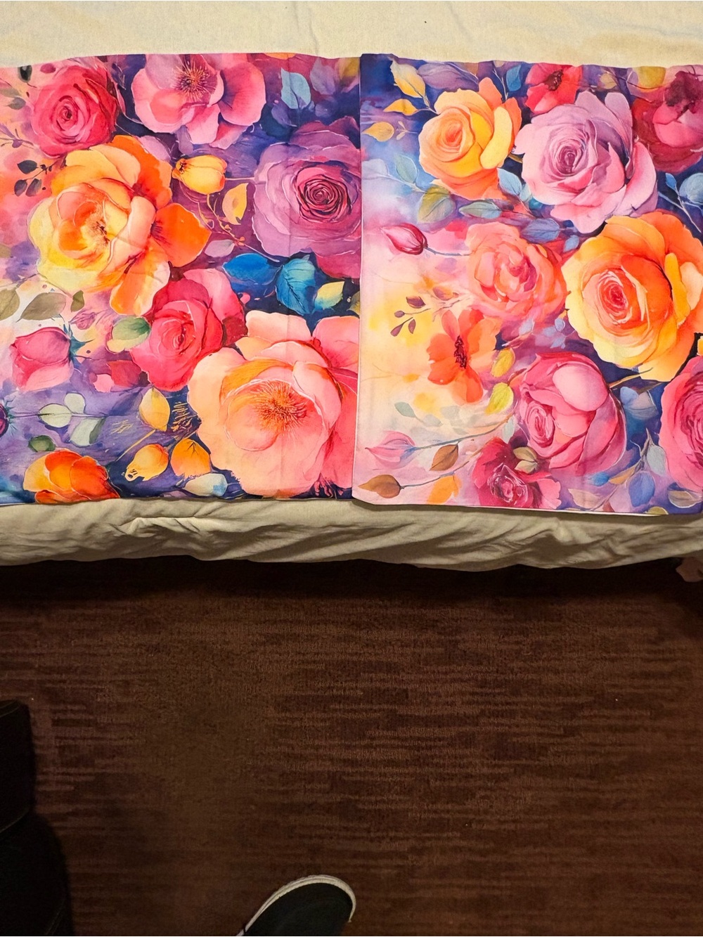 Floral Watercolor Pillowcase Set – Vibrant Pink & Multicolor